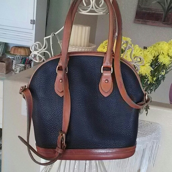 Handbag - Picture 2 of 5